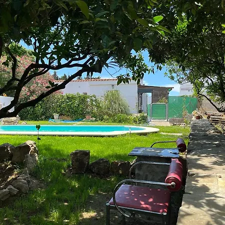 Con Piscina Y Jacuzzi En Conil De La Frontera Dom wakacyjny *